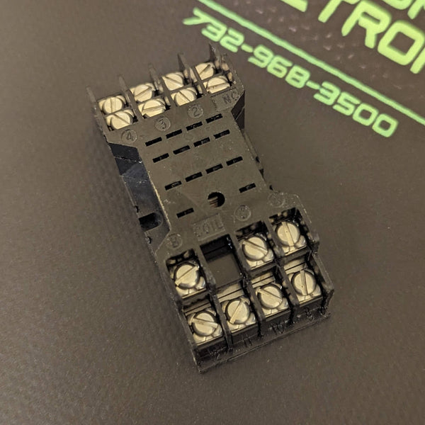 SL715