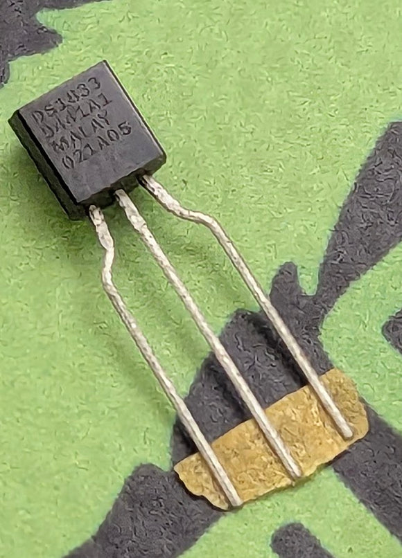 DS1833