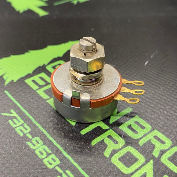RV4LAYSA102A