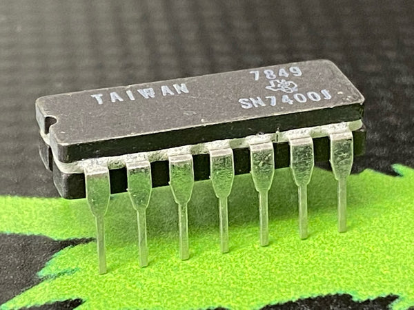 SN7400J