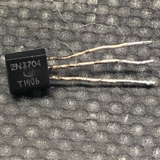 2N3704