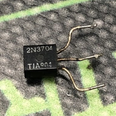 2N3704