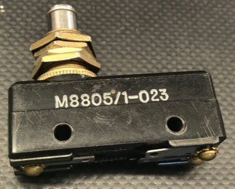 M8805/1-023