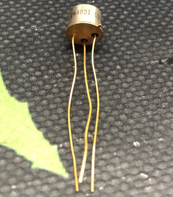 2N4031