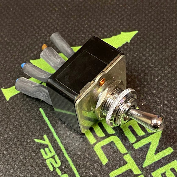 3A 250V TOGGLE SWITCH