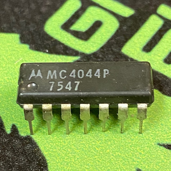 MC4044P