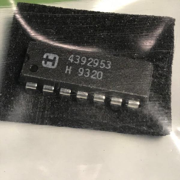 4392953