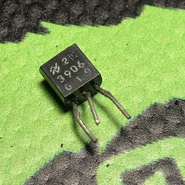 2N3906